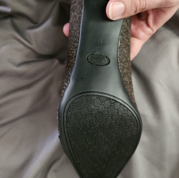 Circa Joan and David Prvue 6.5 Women Pump - Picture 10 of 16